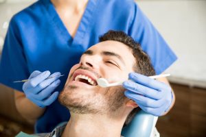 Los hábitos diarios que pueden ayudarnos a mantener nuestros dientes sanos durante más tiempo